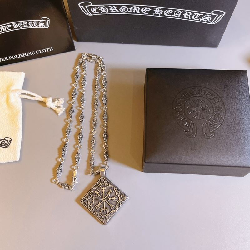 Ch*0me He**ts necklaces